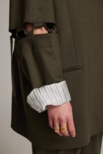 Oversized light wool cut-out-sleeve blazer - epoqueu