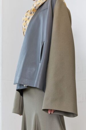 Khaki and gray jacket - epoqueu