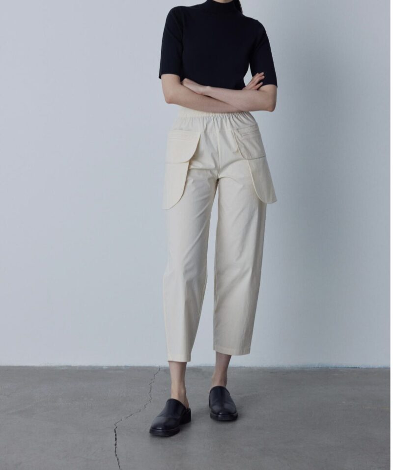 Paper touch trousers with outer pockets - epoqueu