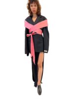 GmbH- Black blazer with removable stole in rose - epoqueu