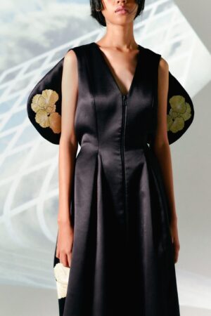 Kimono dress with rounded flap sleeves - epoqueu