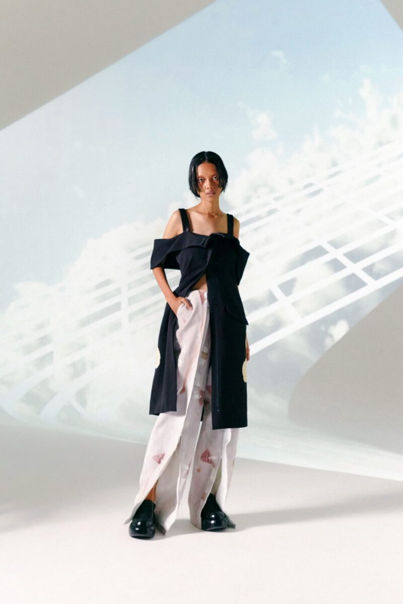 Tailored dress with sabrina sleeves - epoqueu