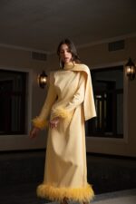 Yellow pastel maxi dress with feathers - epoqueu