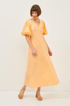 Pastel orange v-neck midi dress - epoqueu